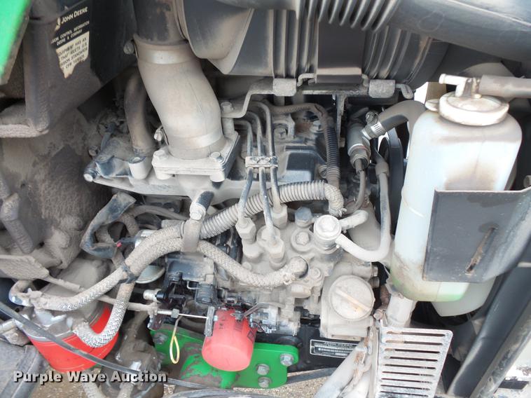 image for item DX9512 John Deere 2032R 4WD tractor