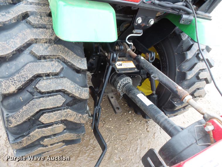 image for item DX9512 John Deere 2032R 4WD tractor