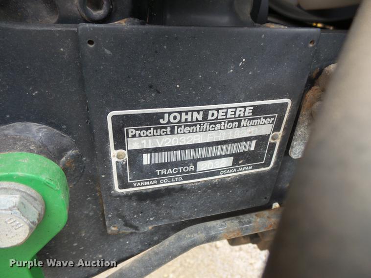 image for item DX9512 John Deere 2032R 4WD tractor
