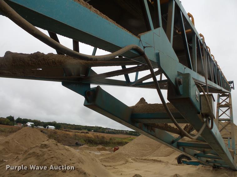 image for item FT9984 2016 MGL 12530 radial stacking conveyor