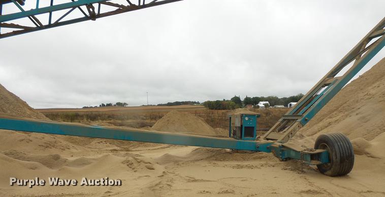 image for item FT9984 2016 MGL 12530 radial stacking conveyor