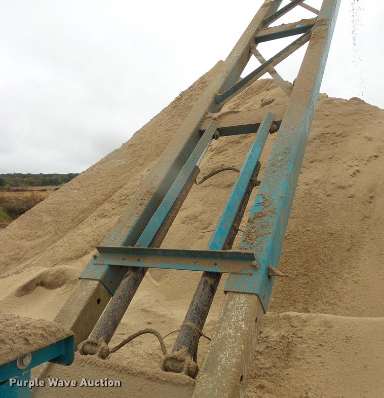 image for item FT9984 2016 MGL 12530 radial stacking conveyor