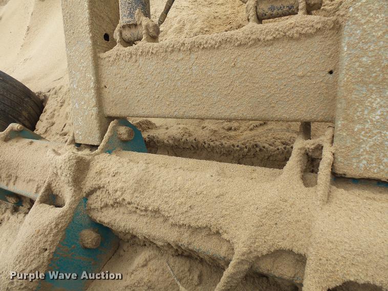 image for item FT9984 2016 MGL 12530 radial stacking conveyor