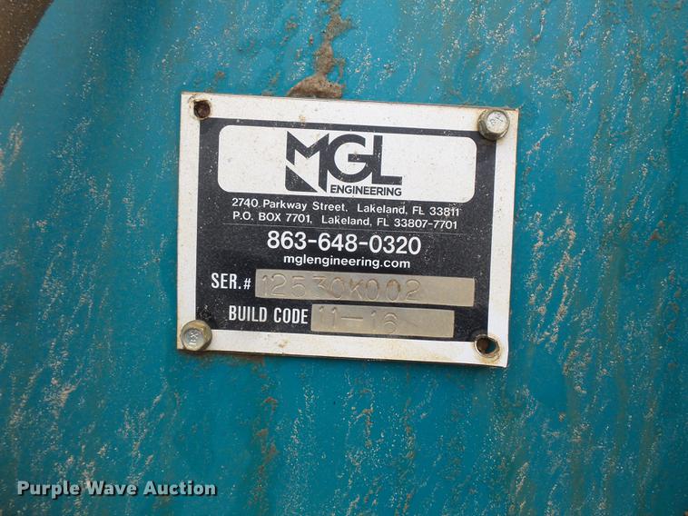 image for item FT9984 2016 MGL 12530 radial stacking conveyor