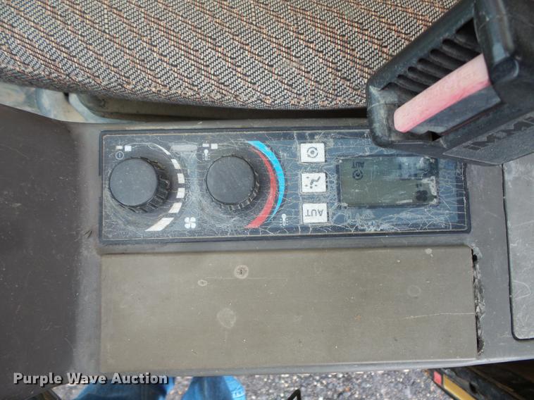 image for item FT9989 1999 Caterpillar 330BL excavator