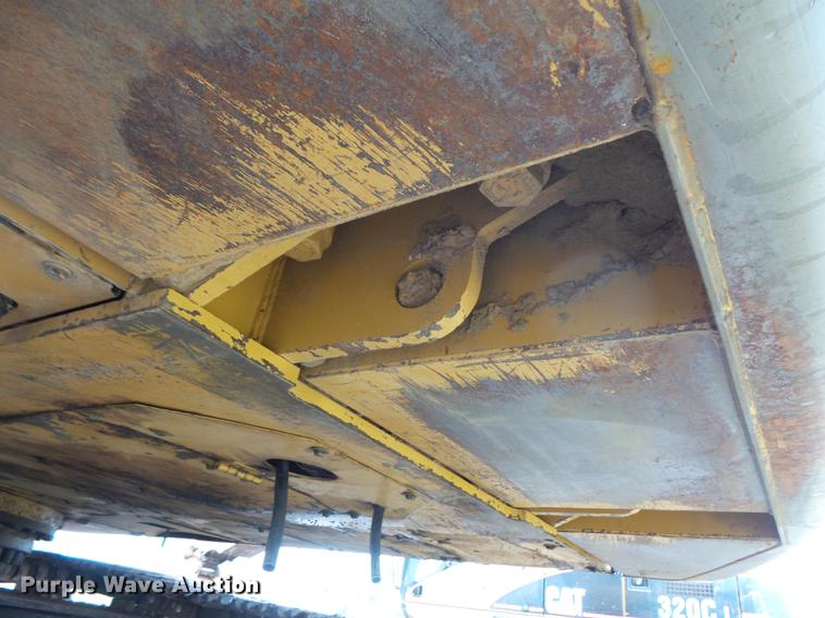 image for item FT9989 1999 Caterpillar 330BL excavator