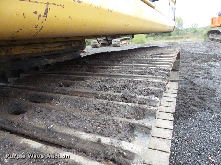 image for item FT9989 1999 Caterpillar 330BL excavator