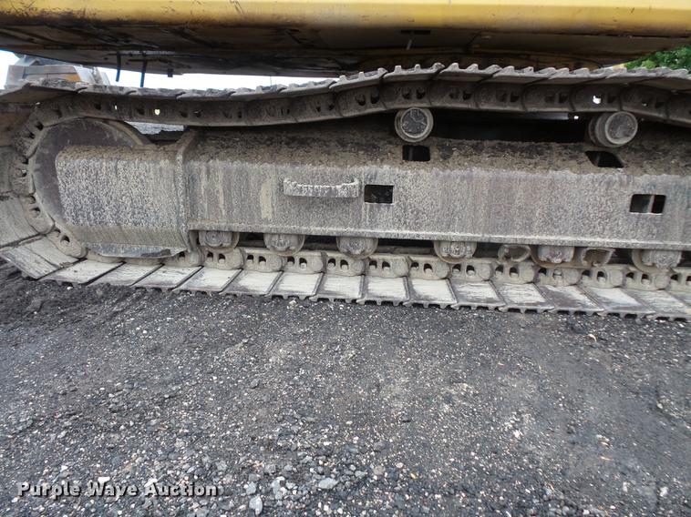 image for item FT9989 1999 Caterpillar 330BL excavator