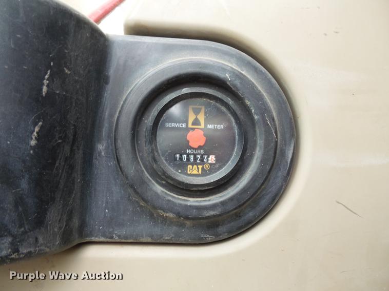 image for item FT9990 2006 Caterpillar 320C excavator