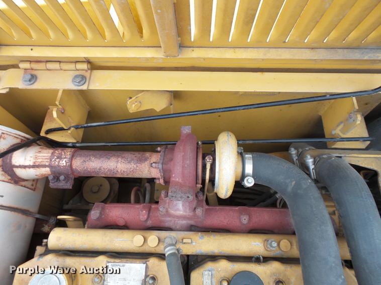 image for item FT9990 2006 Caterpillar 320C excavator