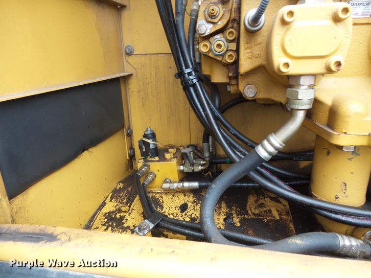 image for item FT9990 2006 Caterpillar 320C excavator