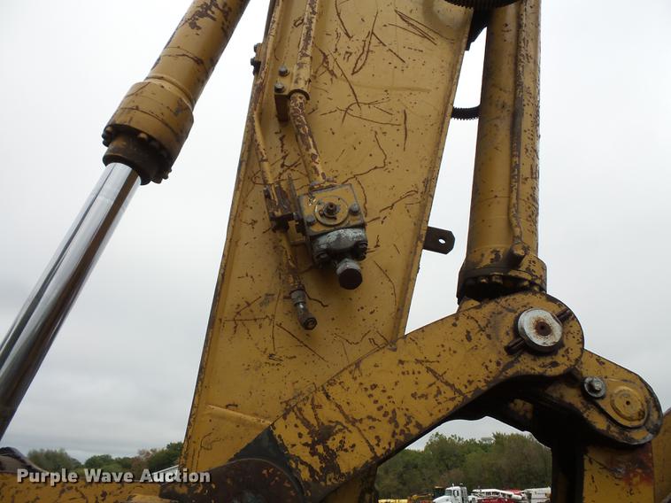 image for item FT9990 2006 Caterpillar 320C excavator