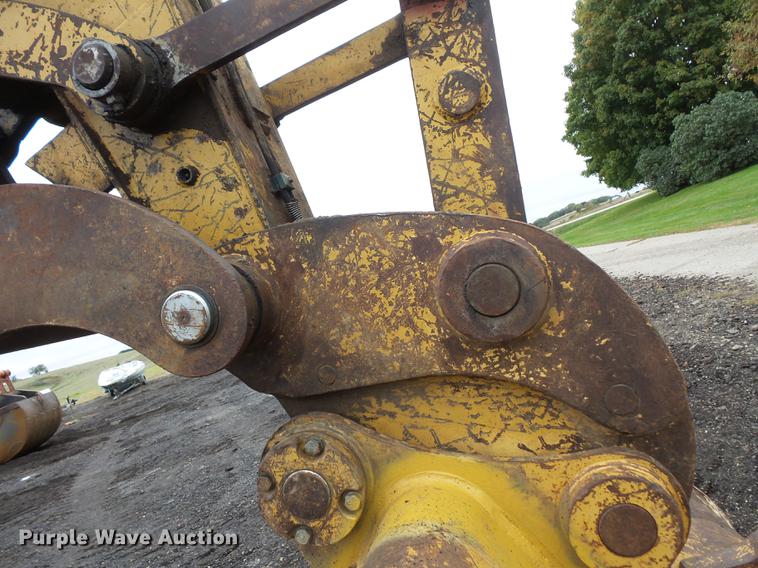 image for item FT9990 2006 Caterpillar 320C excavator