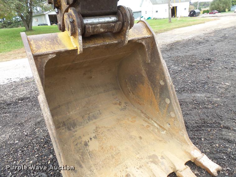 image for item FT9990 2006 Caterpillar 320C excavator