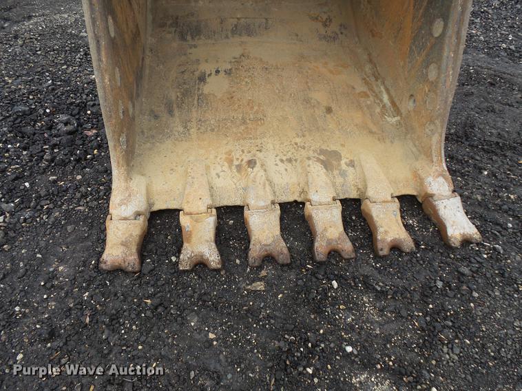 image for item FT9990 2006 Caterpillar 320C excavator