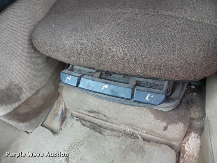 image for item FT9991 1999 Caterpillar D5M XL dozer