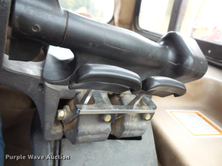 image for item FT9991 1999 Caterpillar D5M XL dozer