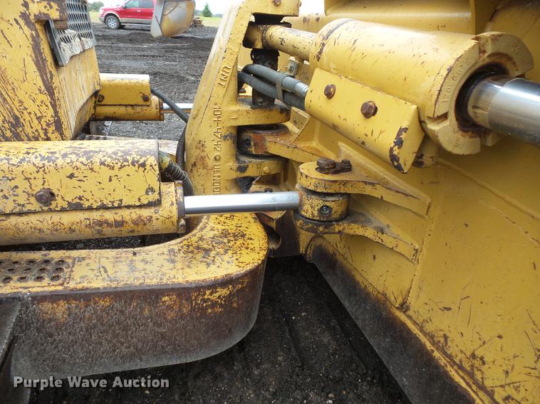 image for item FT9991 1999 Caterpillar D5M XL dozer