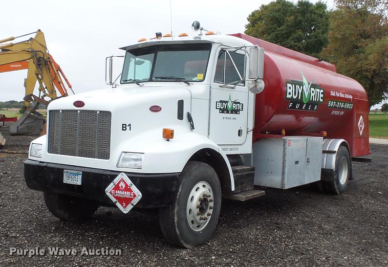 image for item FT9992 1995 Peterbilt 330 fuel truck