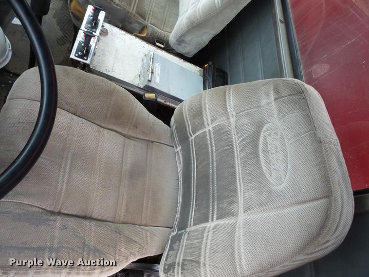 image for item FT9992 1995 Peterbilt 330 fuel truck