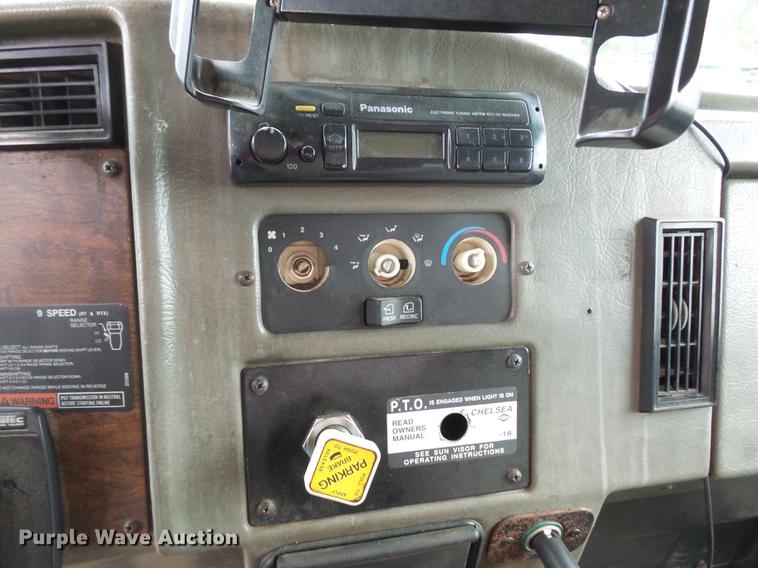 image for item FT9992 1995 Peterbilt 330 fuel truck