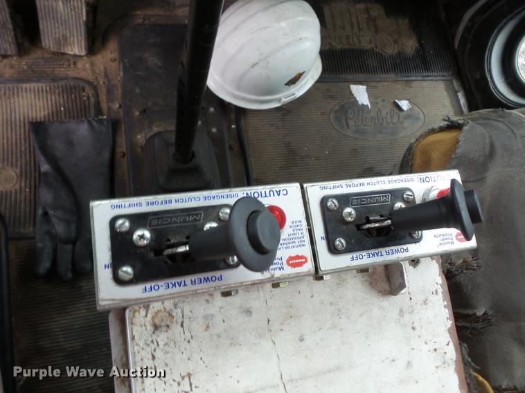 image for item FT9992 1995 Peterbilt 330 fuel truck