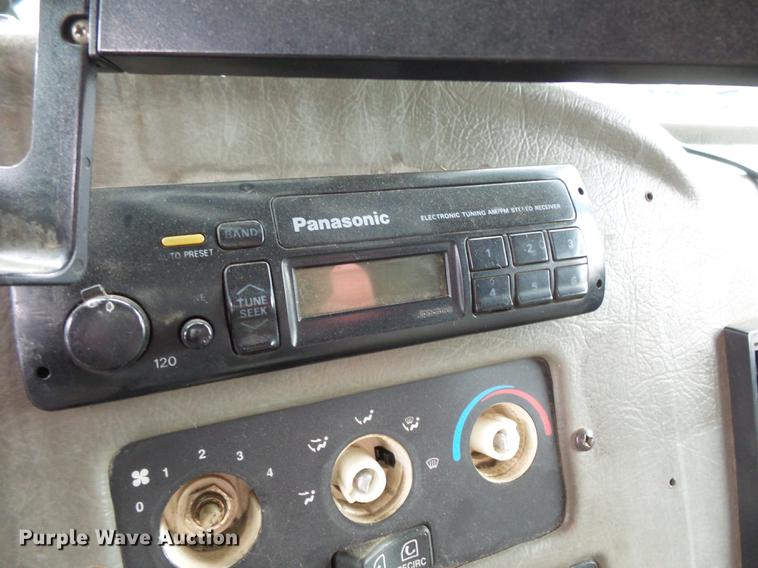 image for item FT9992 1995 Peterbilt 330 fuel truck