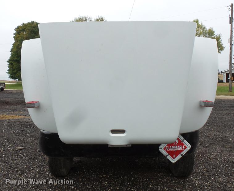 image for item FT9992 1995 Peterbilt 330 fuel truck