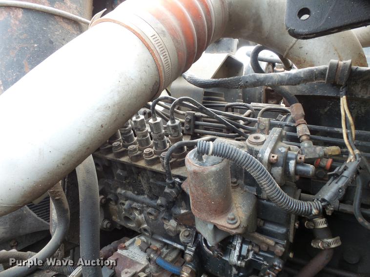 image for item FT9992 1995 Peterbilt 330 fuel truck