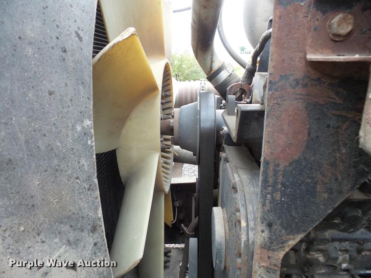 image for item FT9992 1995 Peterbilt 330 fuel truck