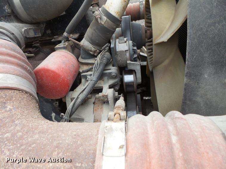 image for item FT9992 1995 Peterbilt 330 fuel truck