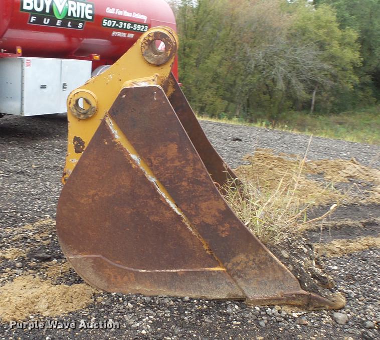 image for item FT9995 48"W excavator bucket