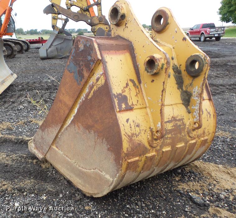 image for item FT9995 48"W excavator bucket
