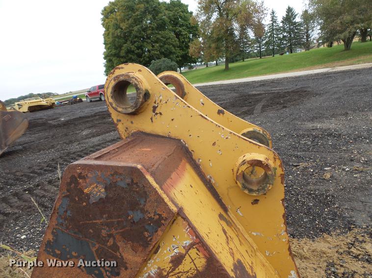 image for item FT9995 48"W excavator bucket