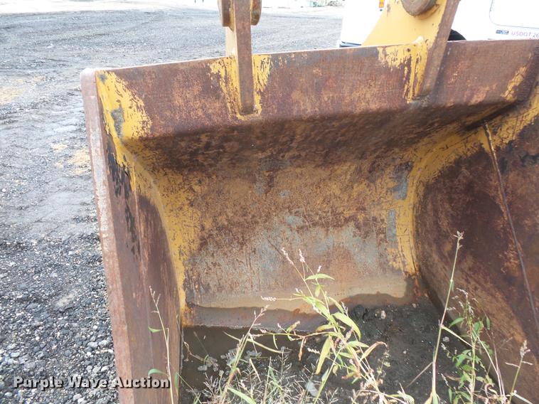 image for item FT9995 48"W excavator bucket