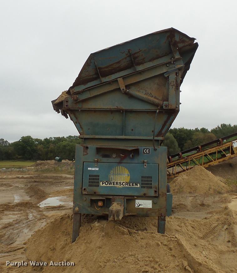 image for item FT9996 Powerscreen Commander 408 screening plant