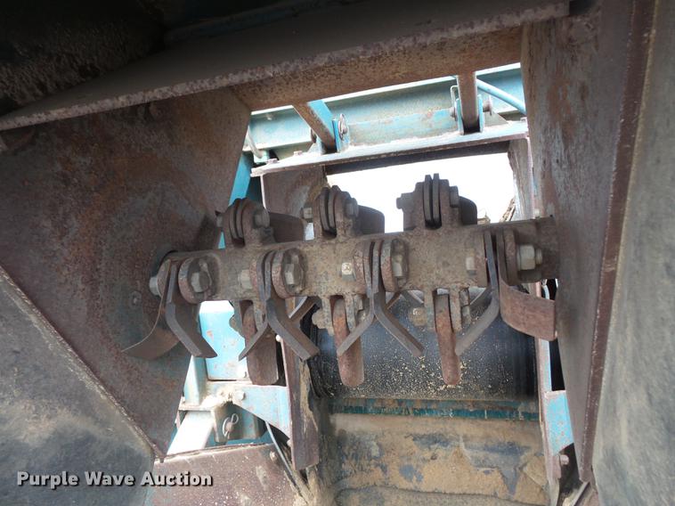 image for item FT9996 Powerscreen Commander 408 screening plant