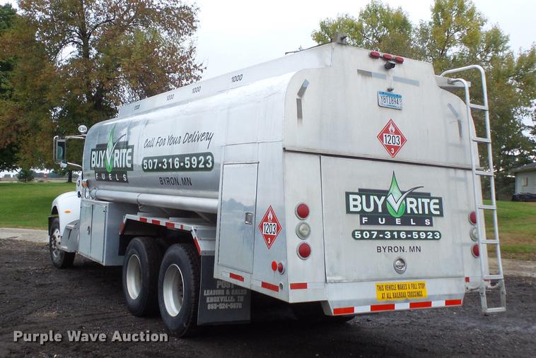 image for item FT9997 2012 Peterbilt 348 fuel truck