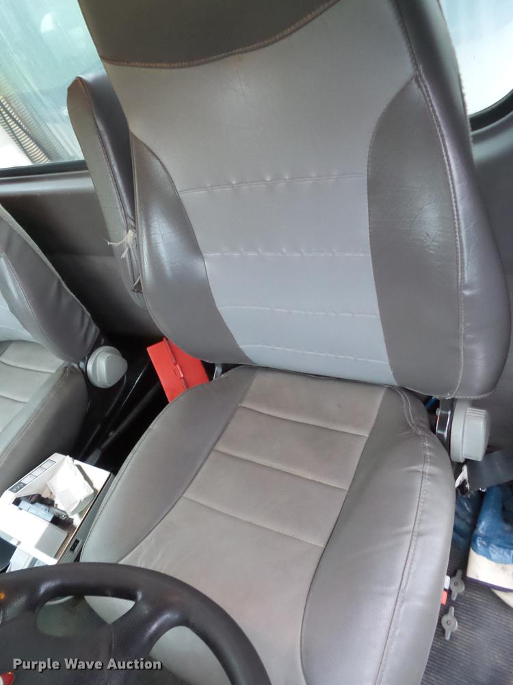 image for item FT9997 2012 Peterbilt 348 fuel truck