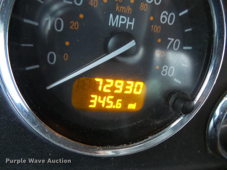 image for item FT9997 2012 Peterbilt 348 fuel truck