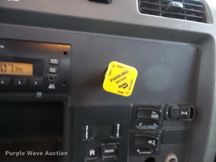 image for item FT9997 2012 Peterbilt 348 fuel truck