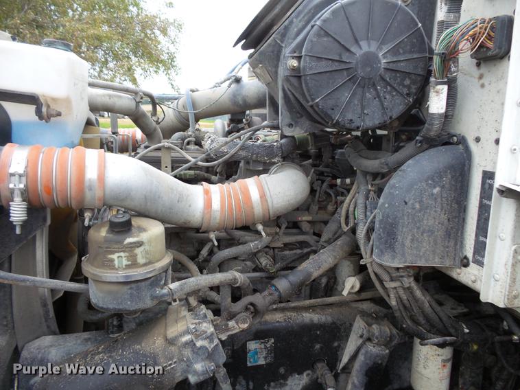 image for item FT9997 2012 Peterbilt 348 fuel truck