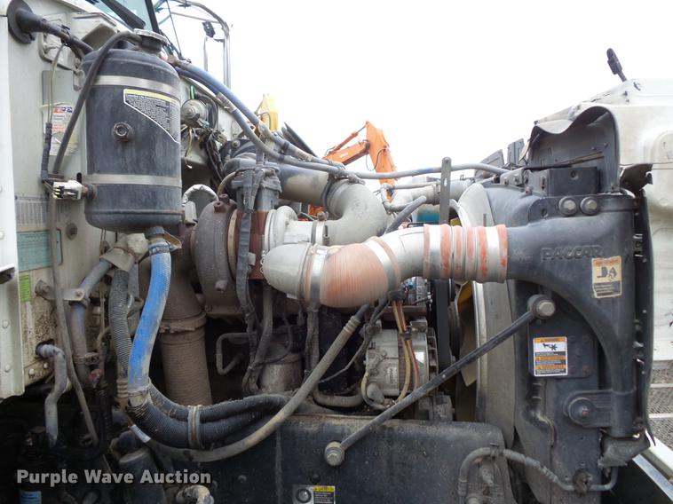 image for item FT9997 2012 Peterbilt 348 fuel truck