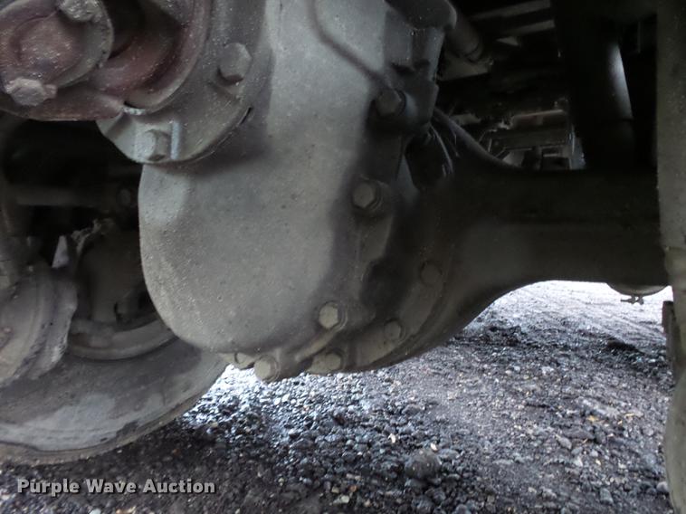 image for item FT9997 2012 Peterbilt 348 fuel truck