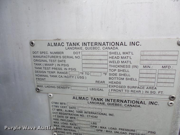 image for item FT9997 2012 Peterbilt 348 fuel truck