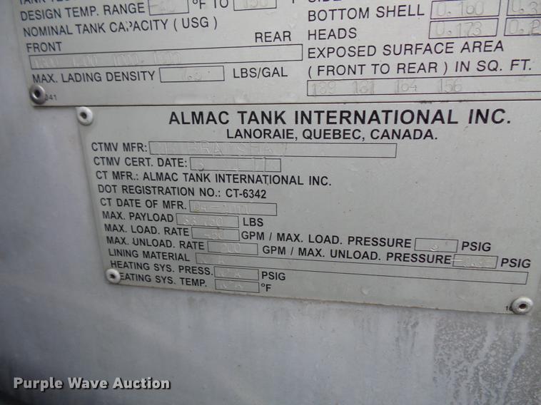 image for item FT9997 2012 Peterbilt 348 fuel truck