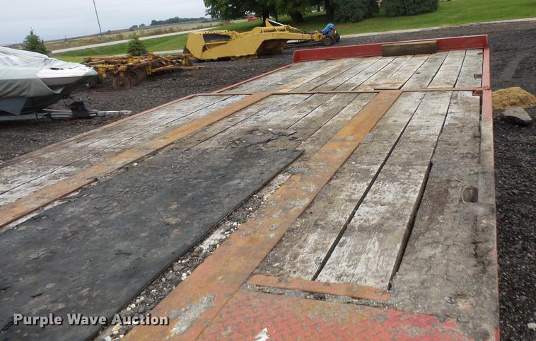 image for item FT9998 1996 Trailboss tilt deck equipment trailer