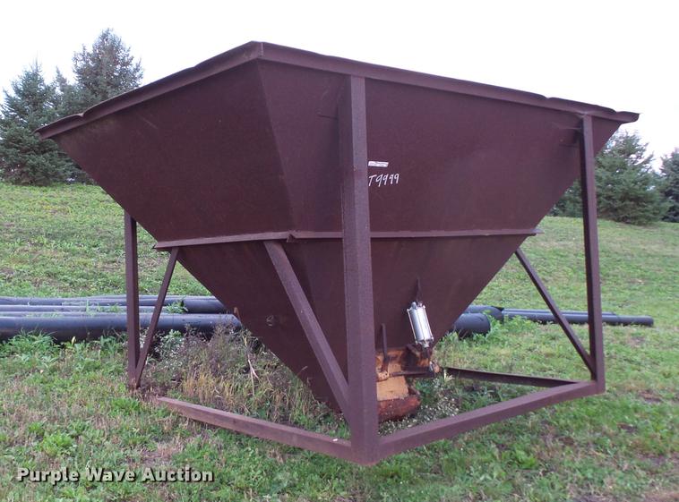 image for item FT9999 Steel hopper