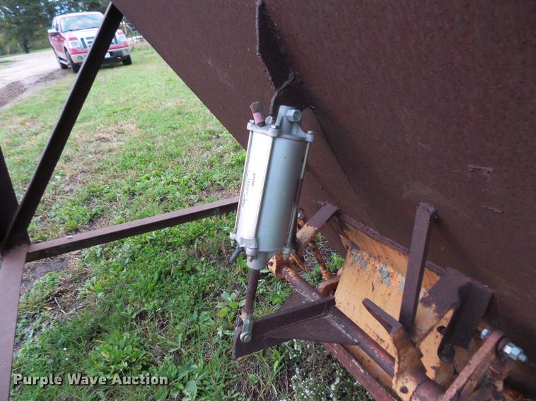 image for item FT9999 Steel hopper