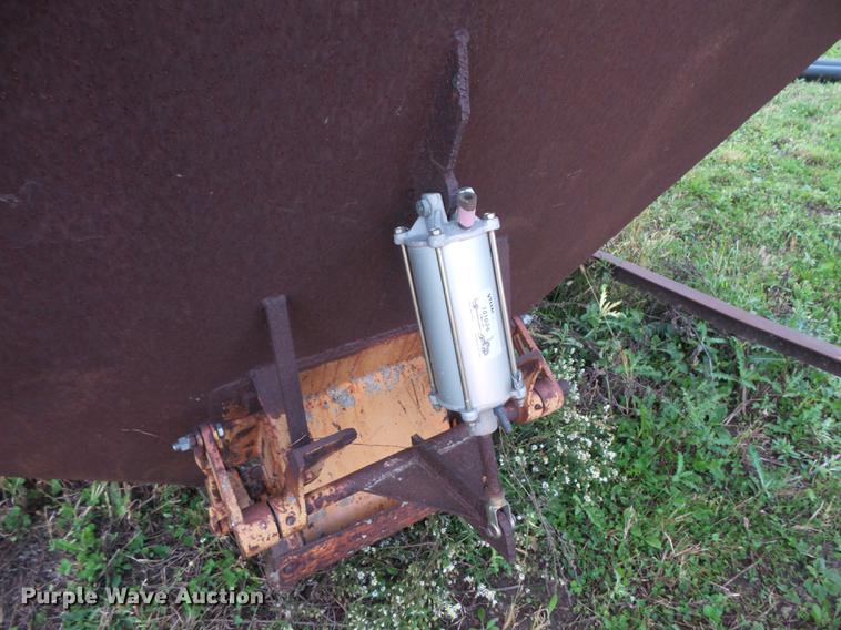 image for item FT9999 Steel hopper